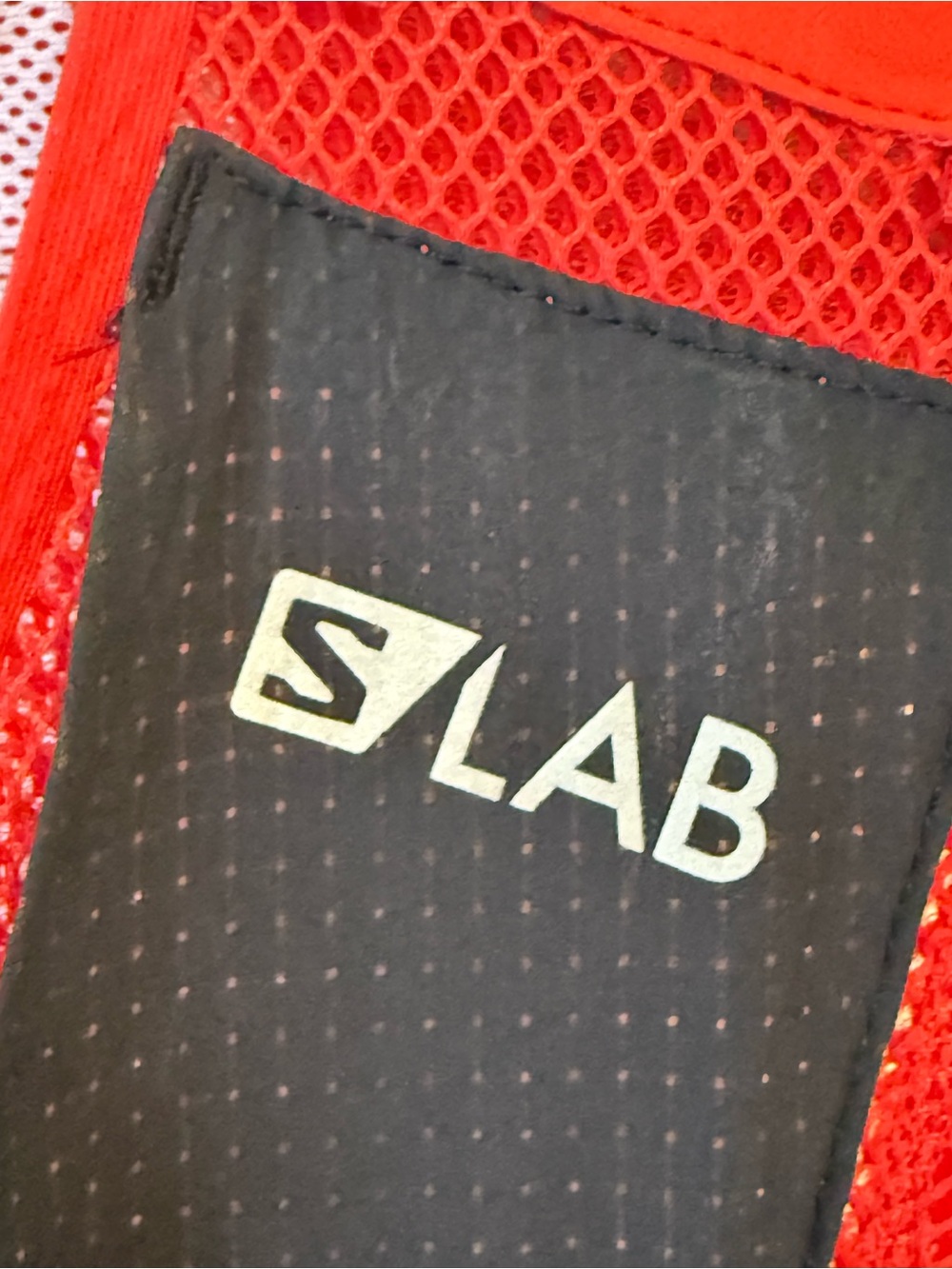 S/LAB Salomon Red Trail Running or Marathon Vest with pockets - Picture 4 of 6